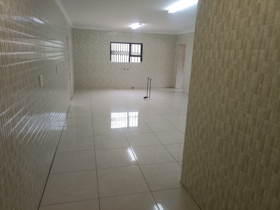 8 Bedroom Property for Sale in De Bakke Western Cape